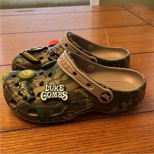 Crocs X Luke combs